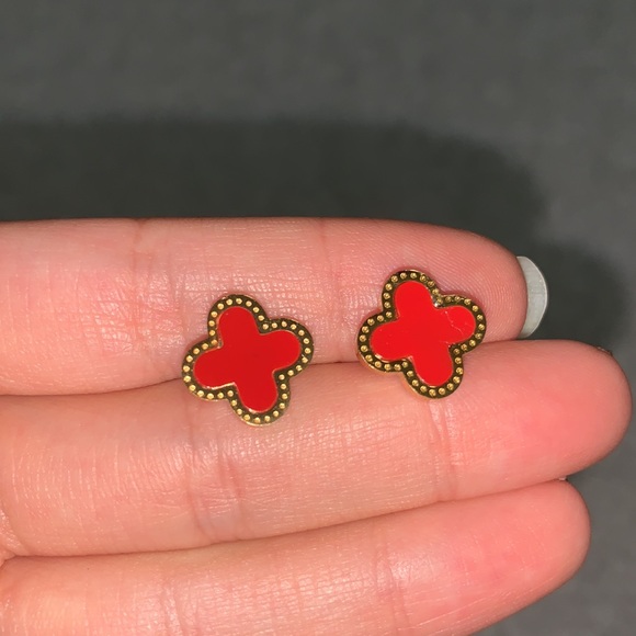 Red and Gold Clover Earrings - Picture 3 of 16